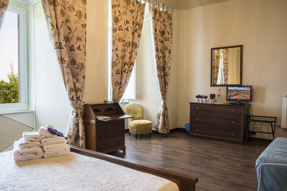 Pantaneto - Palazzo Bulgarini Bed & Breakfast Siena